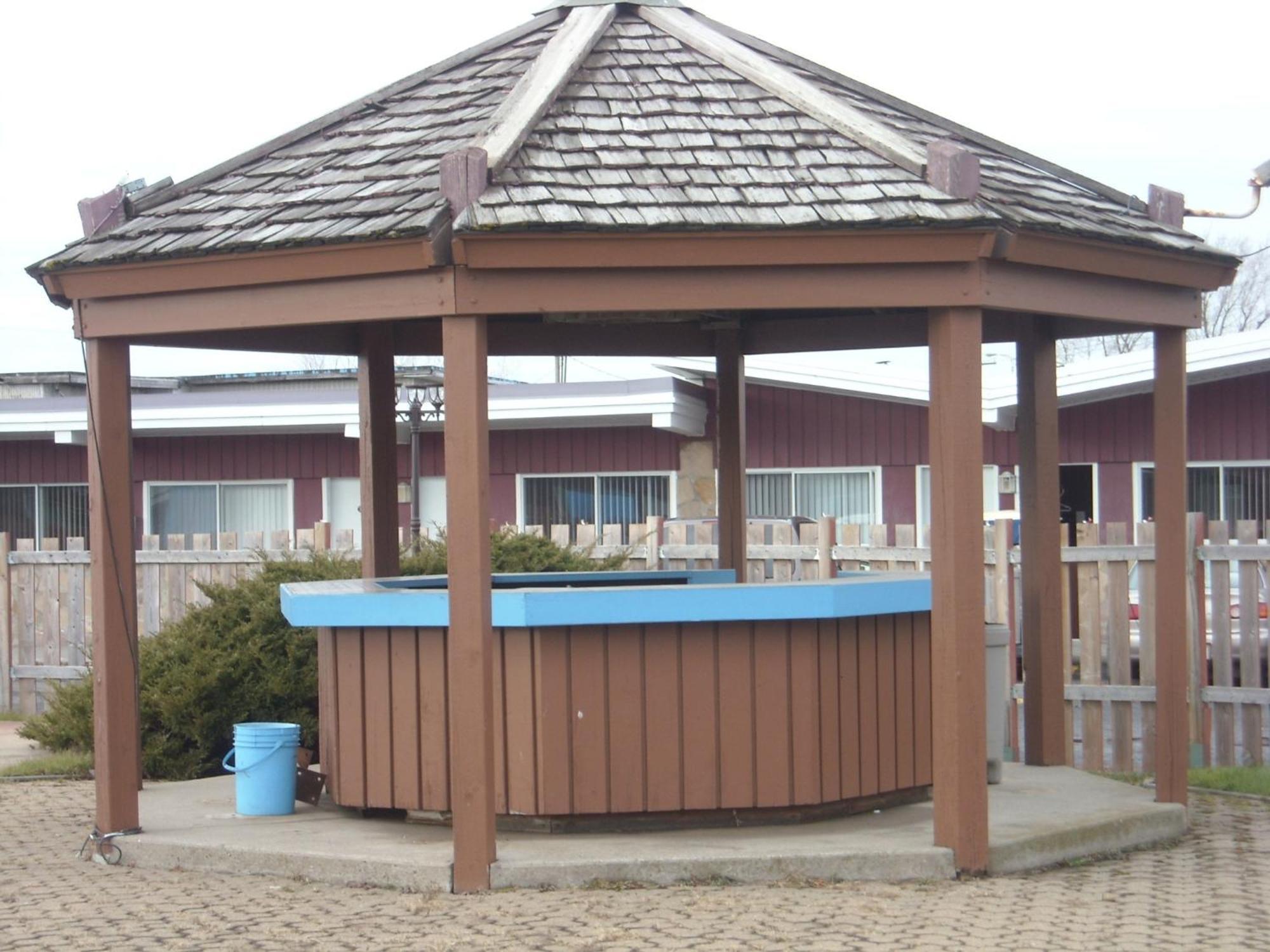Grand Motel Saint-Hubert Longueuil Bagian luar foto
