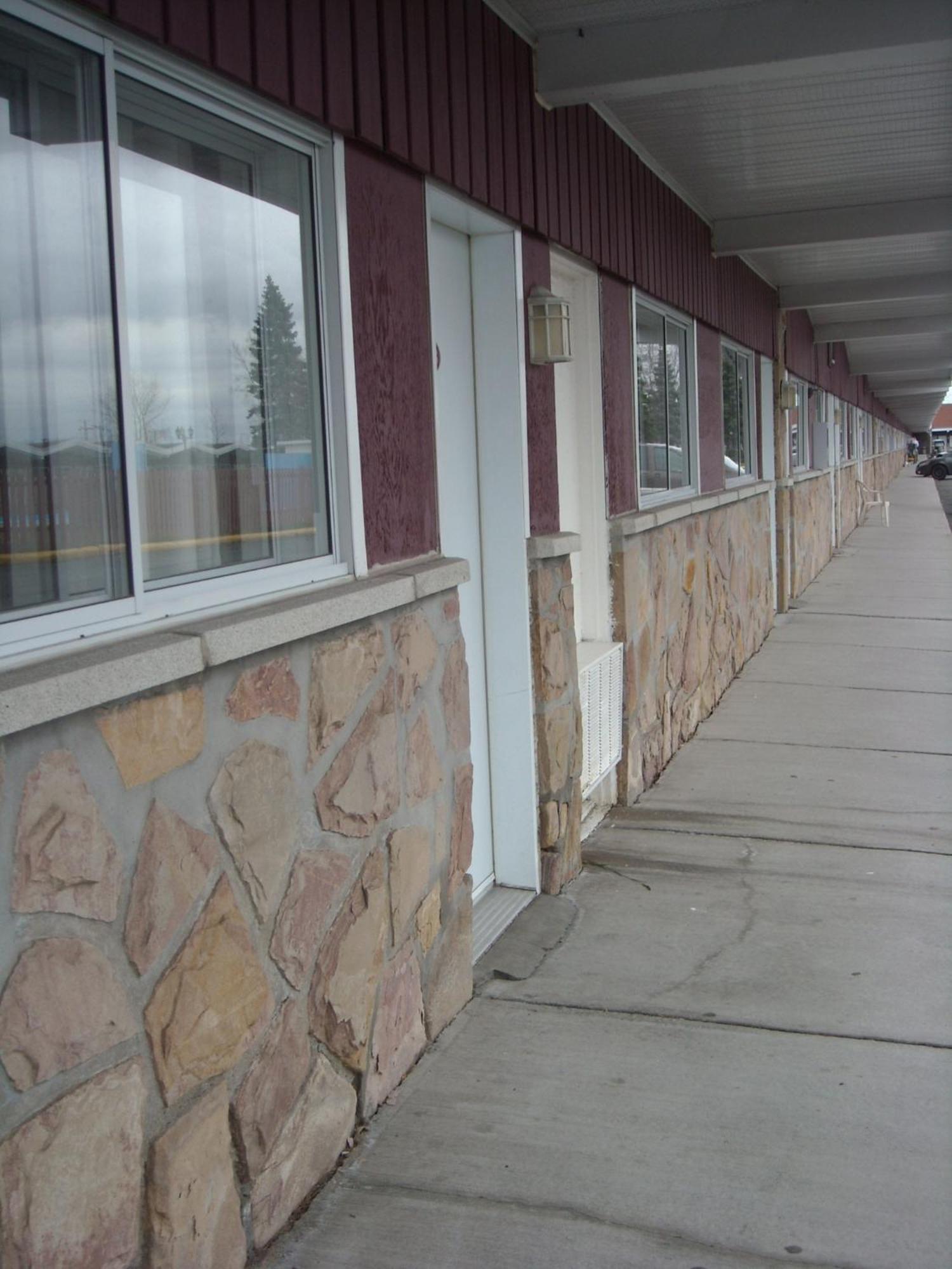 Grand Motel Saint-Hubert Longueuil Bagian luar foto